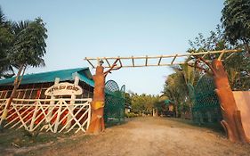 Arya Eco Resort